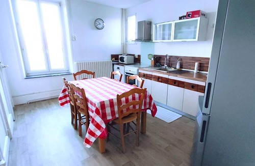 Dom-le-Mesnil House | LES ROSIÈRES - DOM LE MESNIL