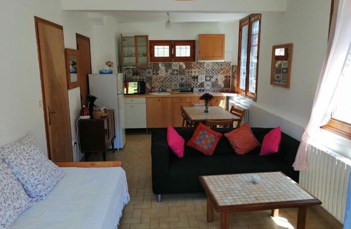 Bagneres-de-Luchon Bed & Breakfast | LES ROSIERS