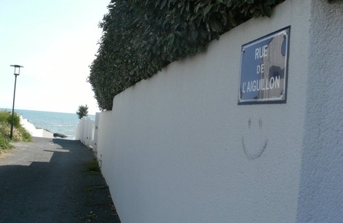 La Chaume Apartment | Les Sables d'Olonne, 100m from the sea, ground floor house with sunny courtyard. (2 *)