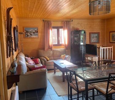 Eyne 2600 Ski Chalet | Les sapins