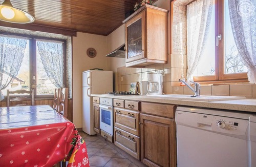 Myans House | LES Sarments - Myans