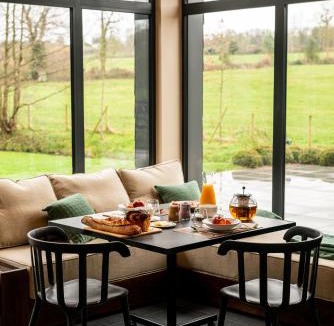 Saint-Pierre-du-Val Bed & Breakfast | Les Sources du Val