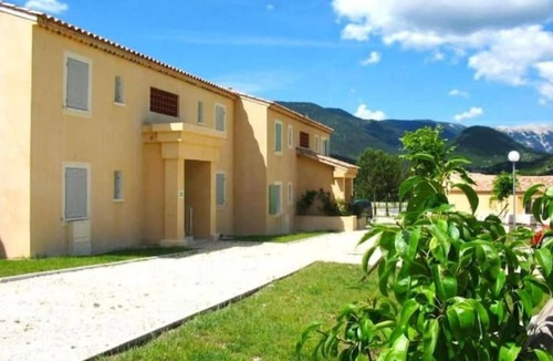 Montbrun-les-Bains Apartment | Les Sources