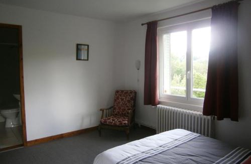 Saint-Jacques-des-Blats Bed & Breakfast | Les Sources
