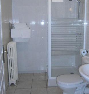Saint-Jacques-des-Blats Bed & Breakfast | Les Sources