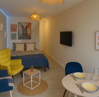 Verdun Apartment | Les studios Happy - Local vélo