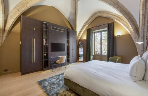 Saint-Rambert Hotel | Les Suites de l'Île Barbe