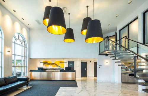 Trois-Rivieres Ouest Hotel | Les Suites de Laviolette, an Ascend Collection Hotel