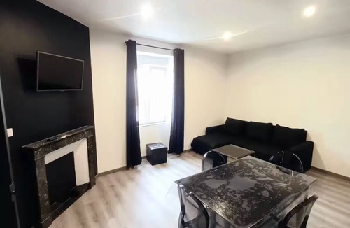 Chaumont Apartment | Les suites du jardin 4