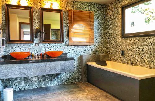 Aix-les-Bains Hotel | Les Suites du Lac