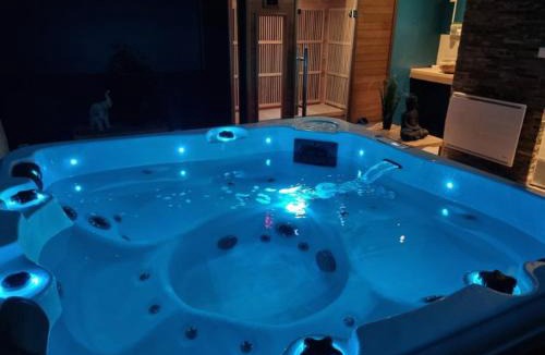 Le Cateau-Cambresis Apartment | Les Suites Fénelon