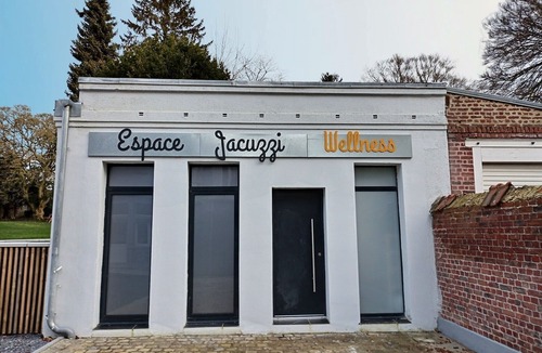 Le Cateau-Cambresis Apartment | Les Suites Fénelon