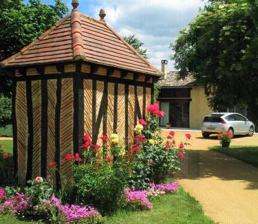 Le Pizou Bed & Breakfast | Les Sureaux