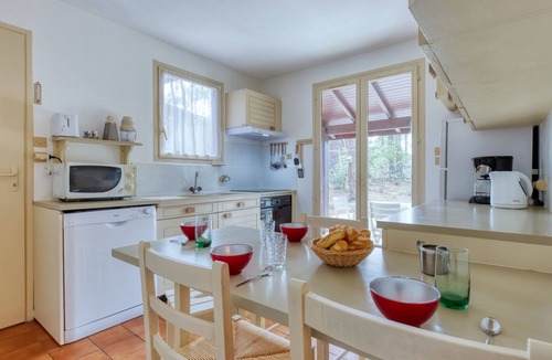 Maubuisson House | Les Sylvaines by Interhome
