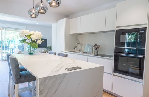 Sainte-Terre House | Les Tamaris