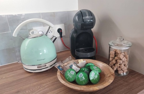 Avignon City Centre Apartment | Les Teinturiers - Intramuros flat 721 squarefoot