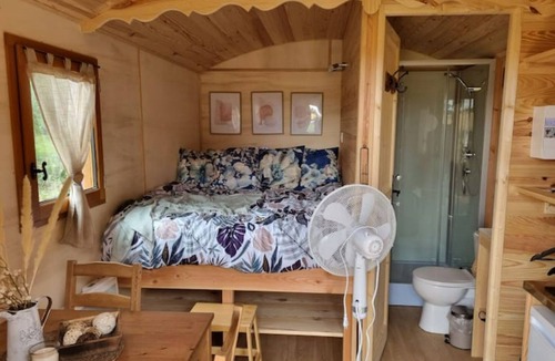 Carentoir Cabin | Les Temps Heureux