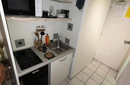 Carquefou Apartment | Les Temps Heureux + Parking - Your Elegant Haven of Peace near Nantes