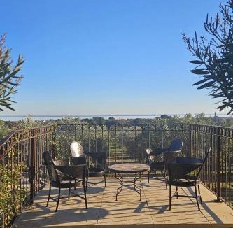 Mireval House | Les Terrasses de l Oliveraie