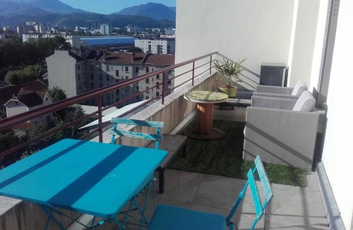 Quartier des Eaux-Claires Apartment | Les terrasses de Libération