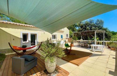 Brignoles House | LES TERRASSES DE VALERIAN