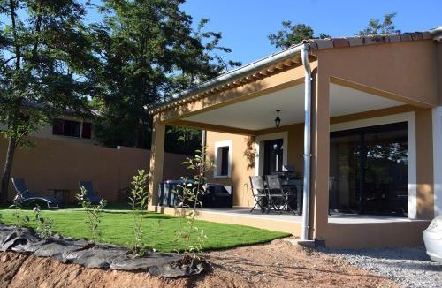 Rosieres Villa | Les terrasses du Bruguet