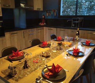 Rosieres Villa | Les terrasses du Bruguet