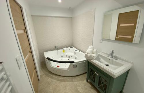 Serville Bed & Breakfast | Les Terres Noires