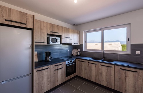 Tallone Apartment | Les Terres Rouges - Two Bedroom Apartment, Sleeps 6