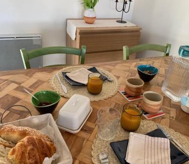 Aniane Bed & Breakfast | Les Toits d'Aniane