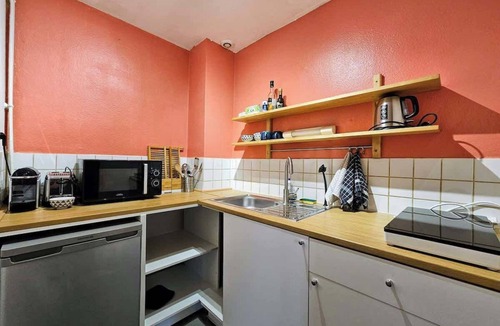 Historic Center Apartment | Les toits de Gambetta