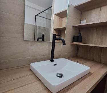 Villeneuve-sur-Lot Apartment | Les toits du Lot