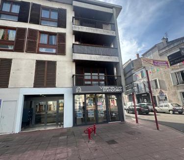 Villeneuve-sur-Lot Apartment | Les toits du Lot