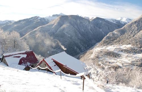 Saint-Etienne-de-Tinee Bed & Breakfast | Les Toits Rouges le luxe de la simplicité