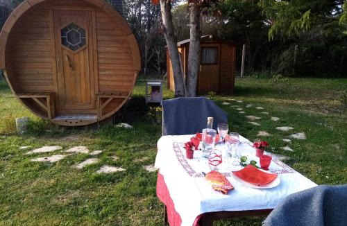 Neuilly Bed & Breakfast | LES TONNEAUX DE L'EURE LOGEMENT INSOLITE