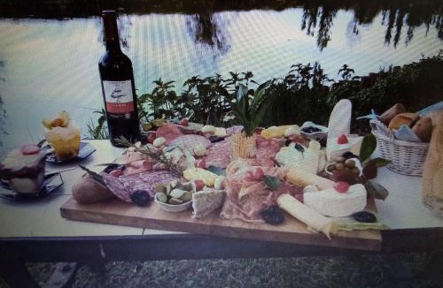 Neuilly Bed & Breakfast | LES TONNEAUX DE L'EURE LOGEMENT INSOLITE