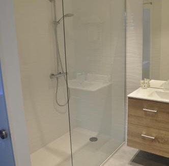 Bar-sur-Seine Hotel | Les Tonnelles