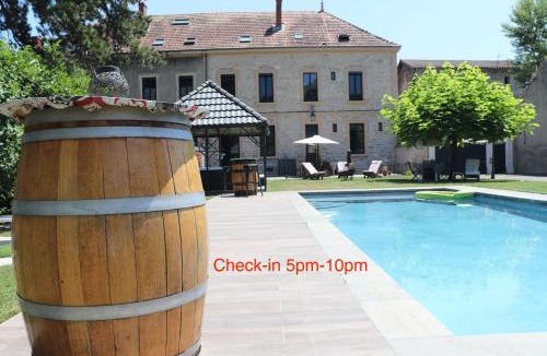 La Tour-du-Pin House | Les Tourelles