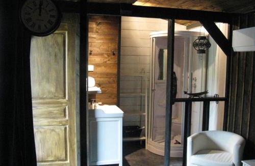 Beaulieu-les-Loches Bed & Breakfast | Les Troglos de Beaulieu