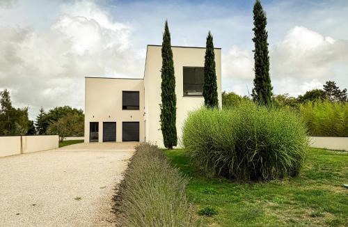 Blois House | Les Trois Cyprès