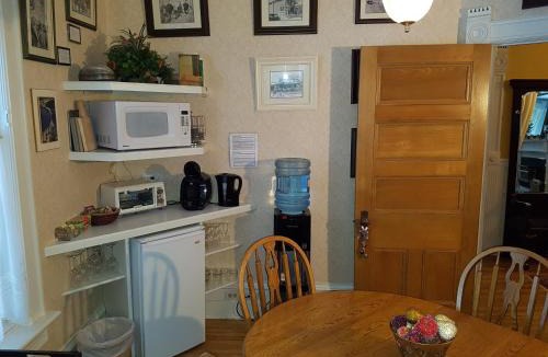 Wakefield Hotel | Les Trois Erables Boutique Inn
