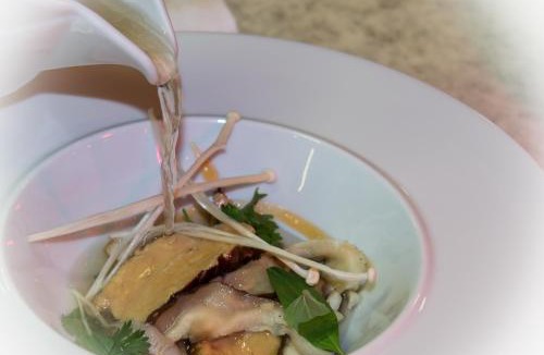 Saint-Jean-Lespinasse Hotel | Les Trois Soleils