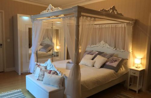 Loupiac House | Les Trois Tilleuls 1