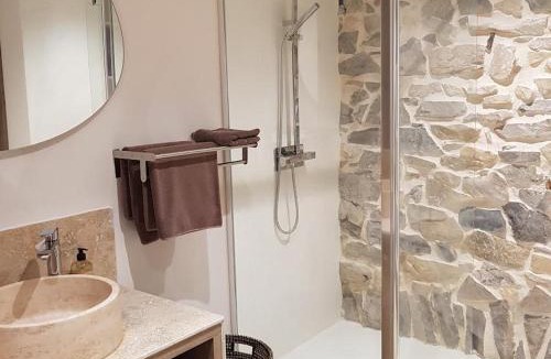 Gigondas Apartment | Les Tuileries de Lencieux