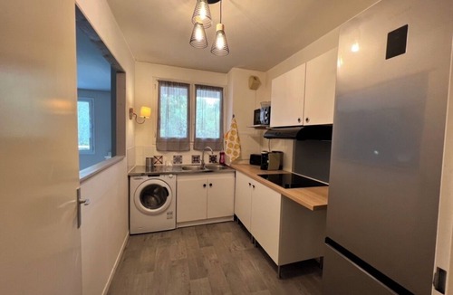 Perigord Apartment | Les Ulis beautiful fully equipped 2-room apartment