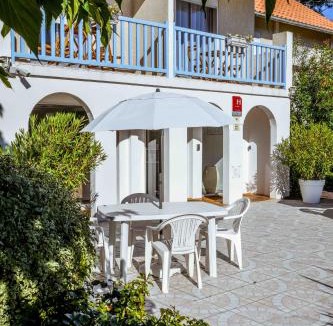 Biscarrosse Plage Hotel | Les Vagues Logis Hôtel