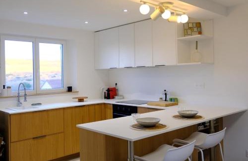 Saint-Martin-en-Campagne House | Les vagues - Sea view house