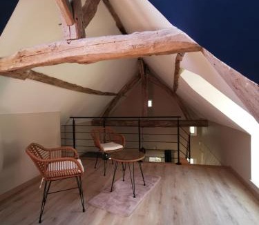 Mayet House | Les vergers de St Nicolas