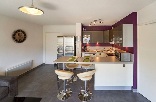 La Valette-du-Var Apartment | Les Vergers - Quiet, Swimming pool, Parking & Terrace