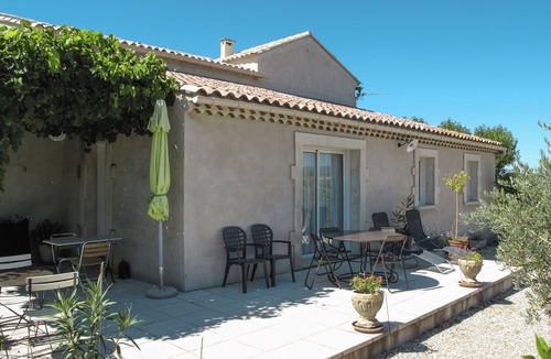 Menerbes House | Les Vignes by Interhome